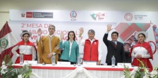 Ministra de vivienda: “tenemos que lograr que Ayacucho salga de la pobreza y sea el ejemplo del sur” Minsitra de vivienda en Ayacucho