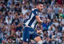 Carlos Zambrano lidera remontada de Alianza Lima con un doblete histórico Carlos Zambrano - Alianza Lima